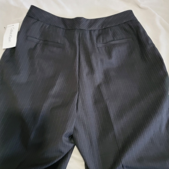 Calvin Klein womans suit - Picture 6 of 9